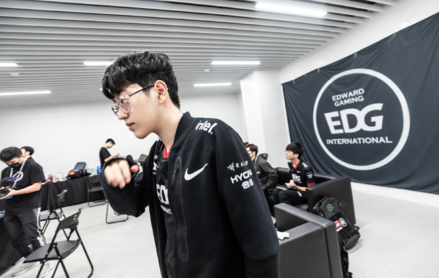 球员结构上 球员结构上