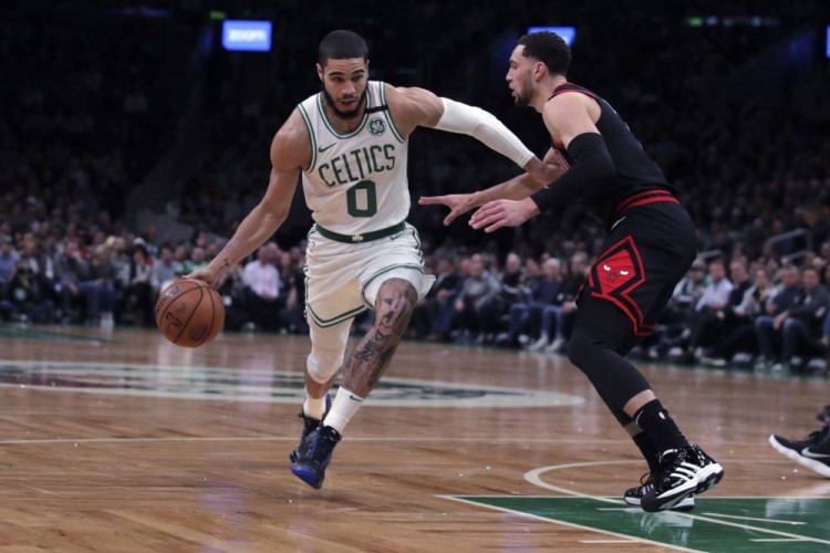 对俱乐部的 对俱乐部的