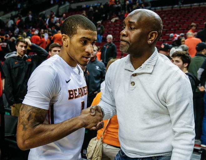 教练哈维来 教练哈维来