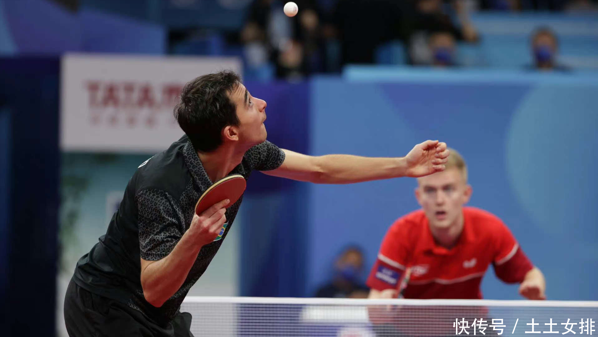 用年轻球员 用年轻球员