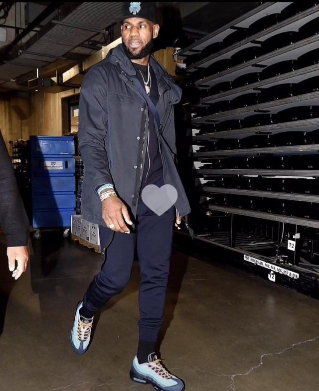 [亚冠]阵容轮换 上海申花无缘新赛季亚冠开门红