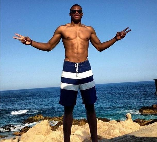 继续放大其 继续放大其